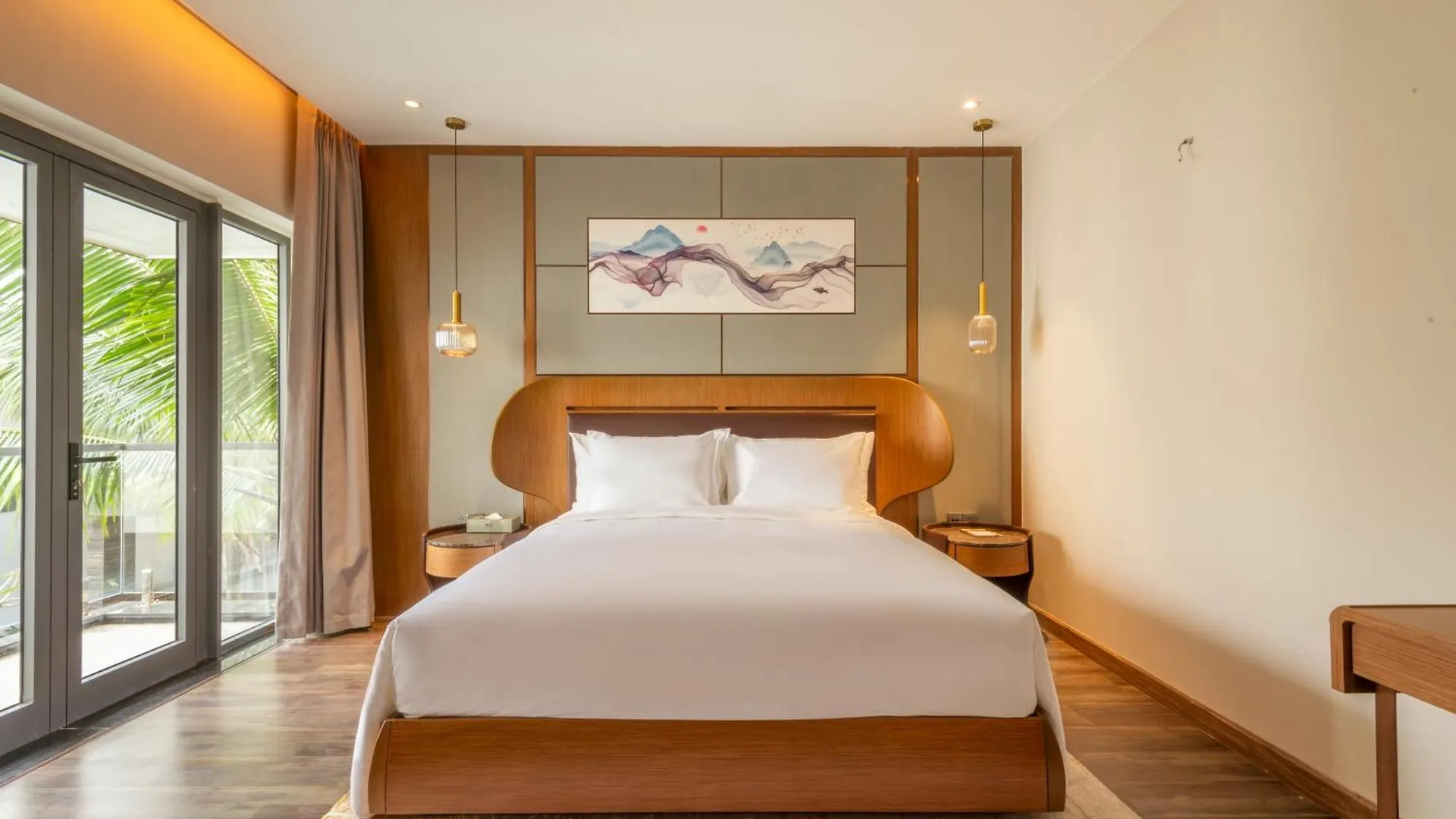 Koi Resort & Residence Da Nang 5*,